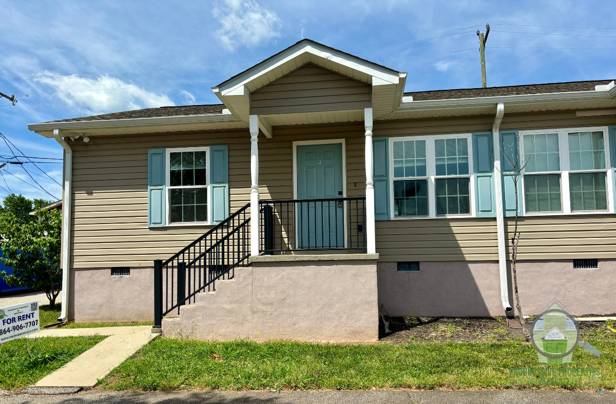 3806 East North Street - 4