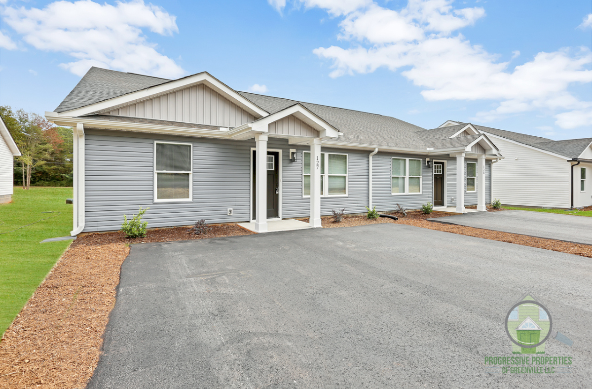 127 Lyman Lodge Road